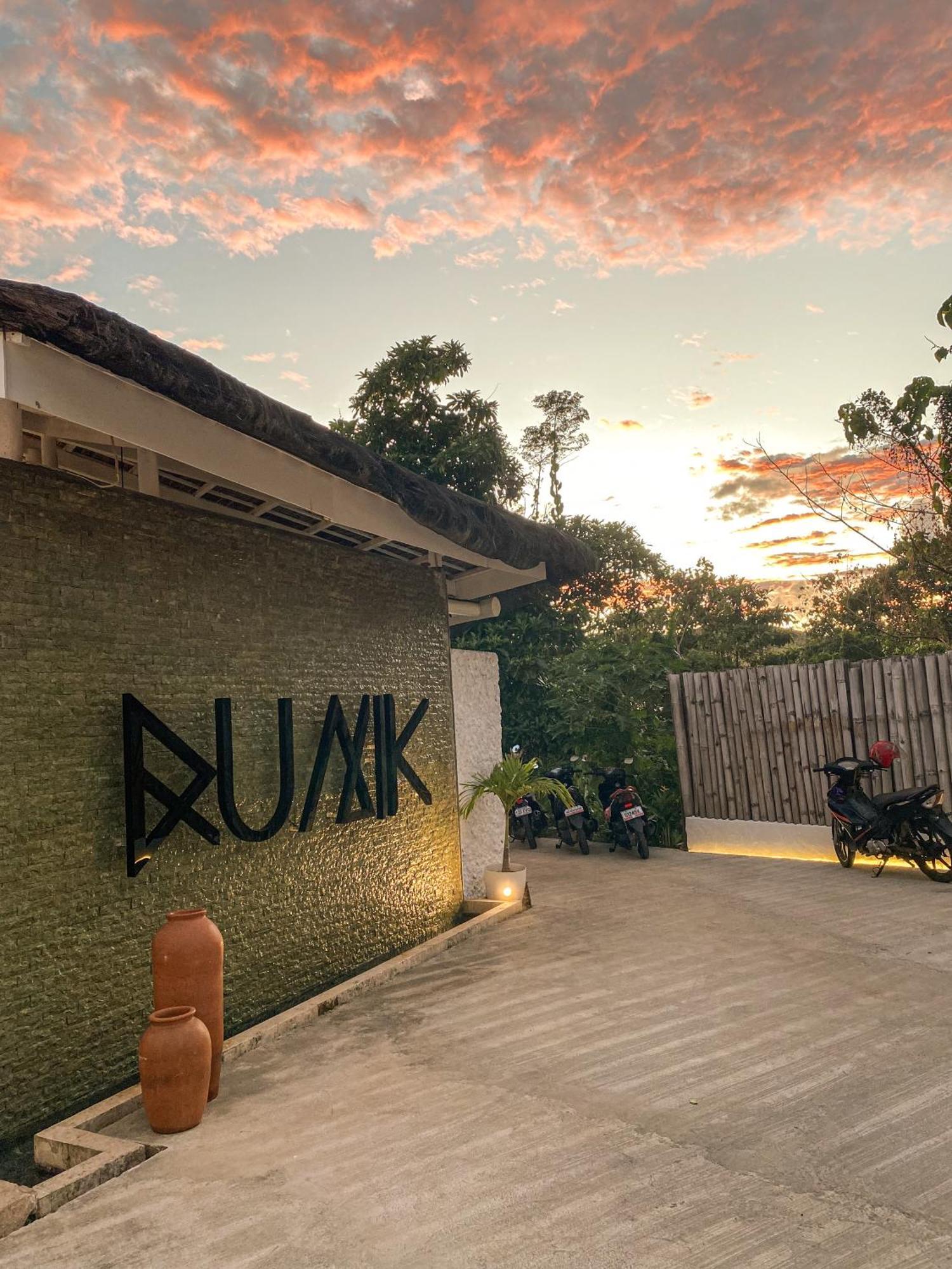 Runik - Adults Only